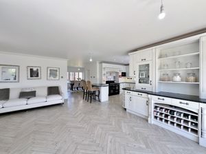 Photo 15- click for photo gallery